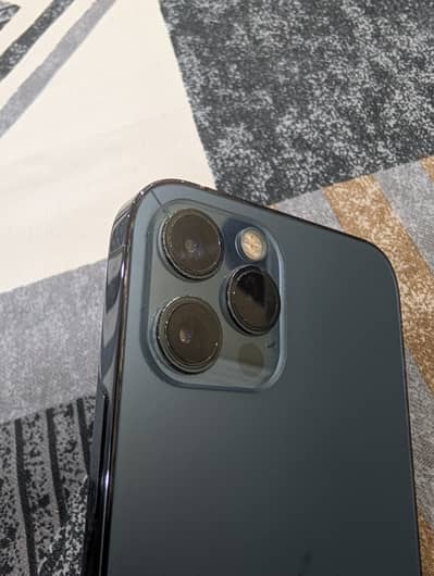 Apple iPhone 12 Pro