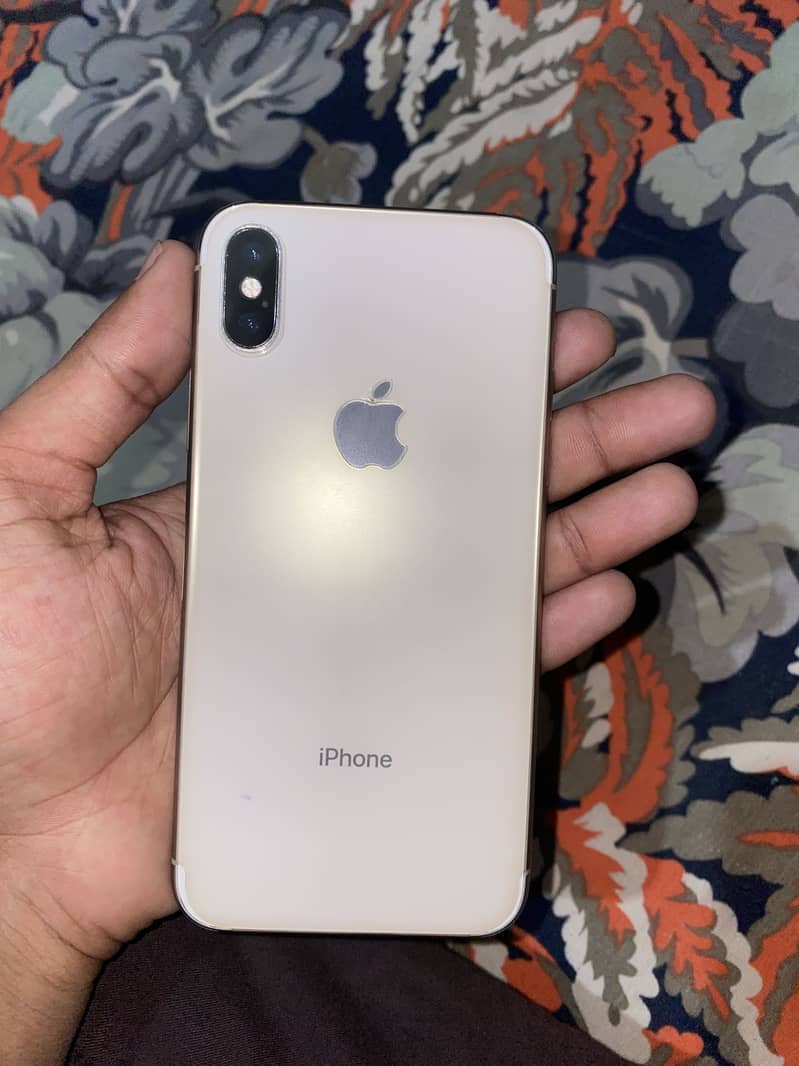 Apple iPhone X 3