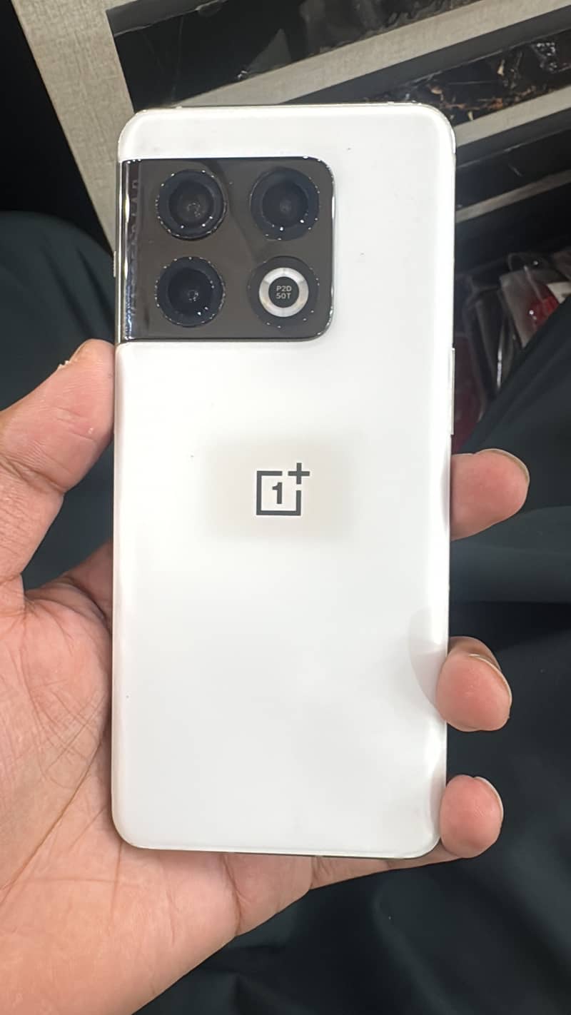 One Plus 10 Pro 0