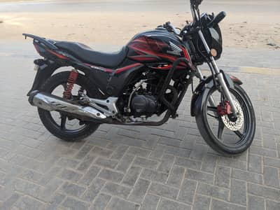 Honda CB150F bike 2.5 lac