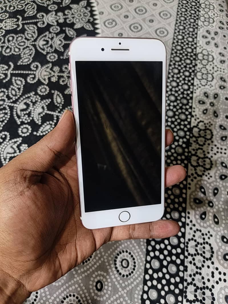 Apple iPhone 7 Plus 4