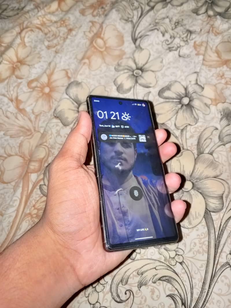 Google pixel 6A 4