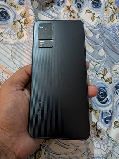 Vivo V21e Excellent condition 9/10