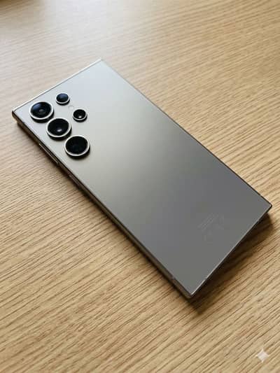 Samsung Mobile S24 Ultra non pta