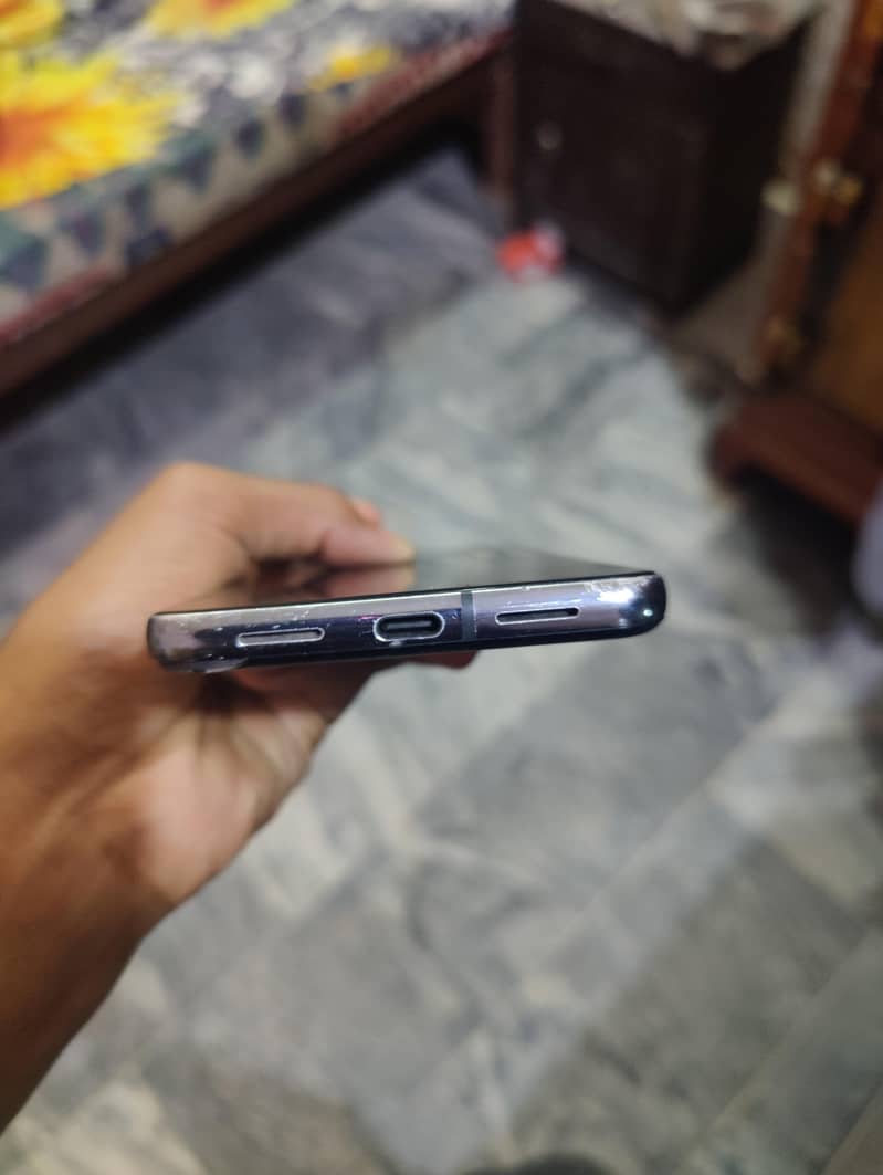 Google Pixel 8 Pro 5