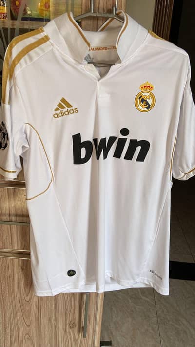 Real Madrid RETRO shirts