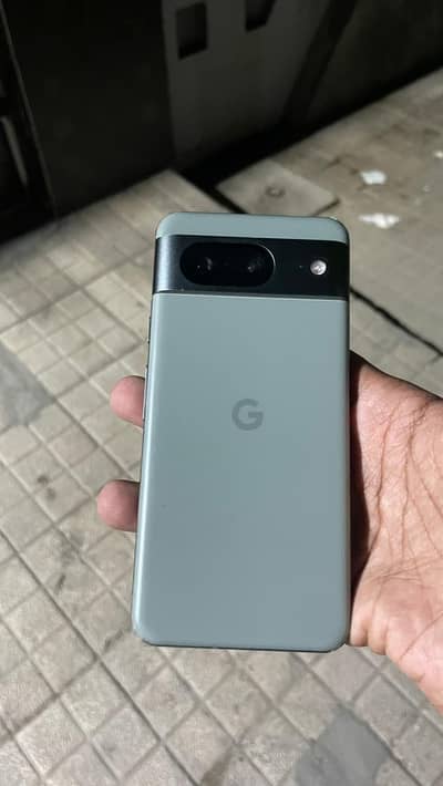 Google Pixel 8