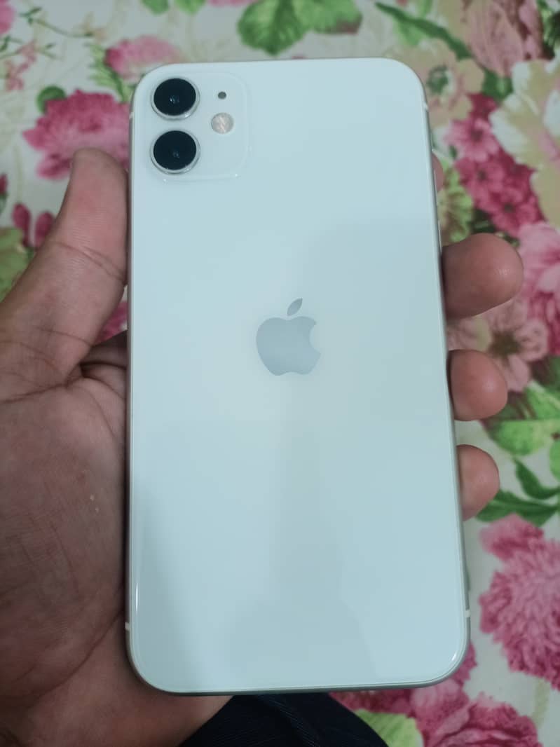 Iphone 11,     10/10 Condition 0