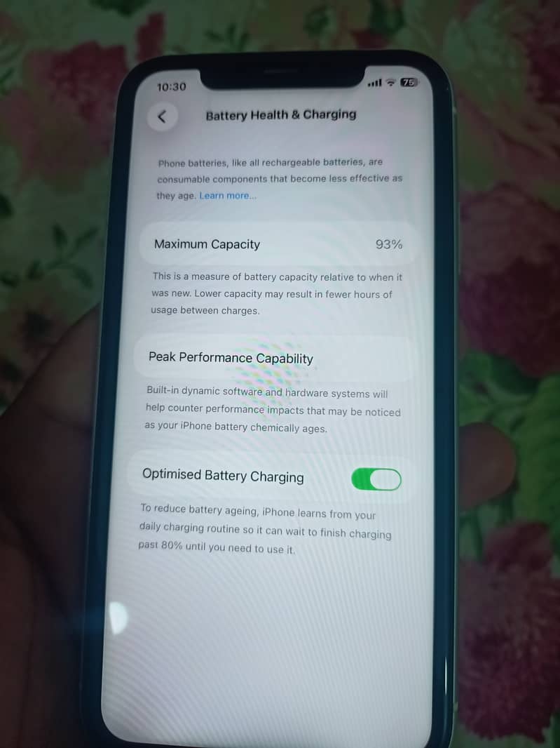 Iphone 11,     10/10 Condition 6