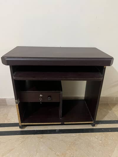 Study table / computer table for sale E-11/4