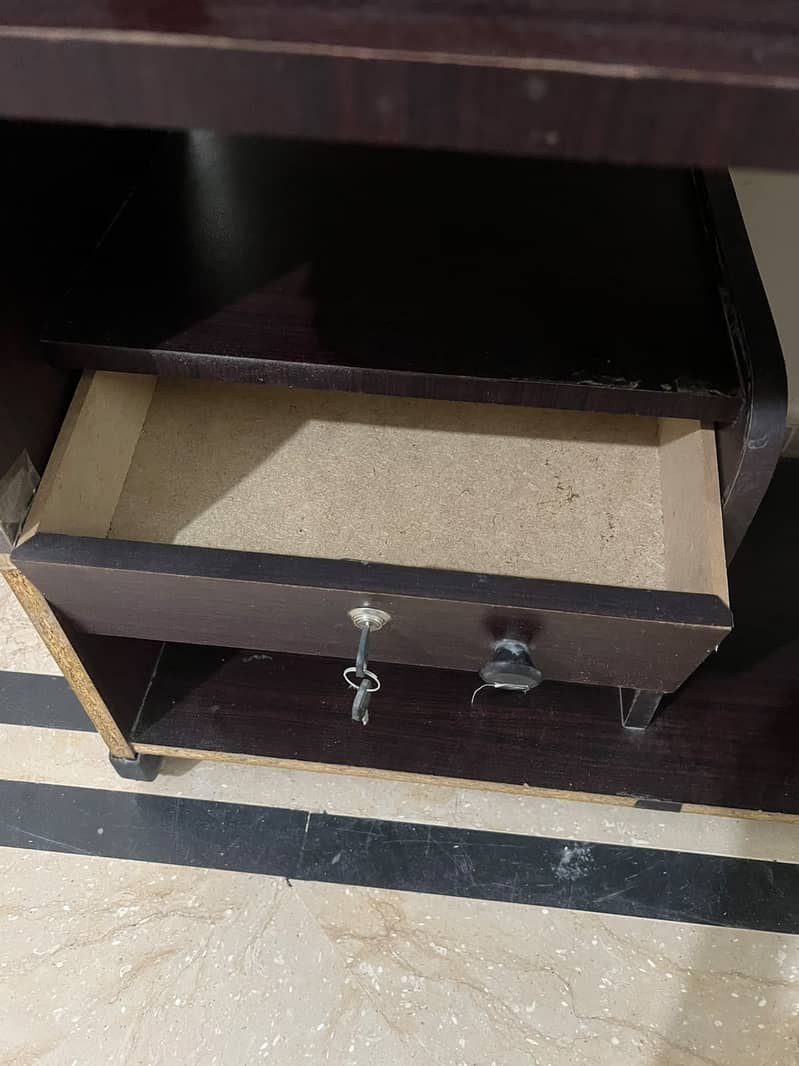 Study table / computer table for sale E-11/4 2