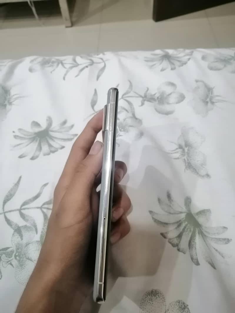 Google Pixel 7 Pro 4