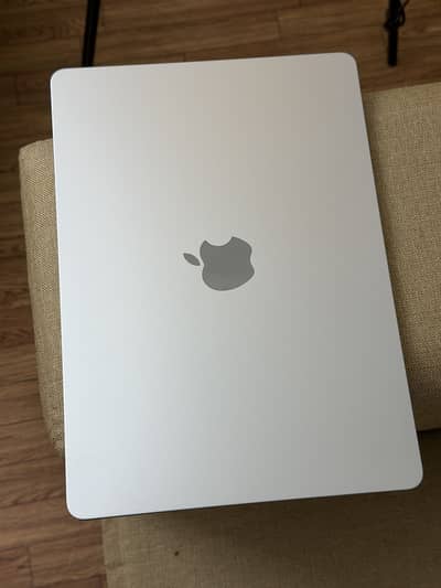 MacBook Air M4 13.6” Sky Blue