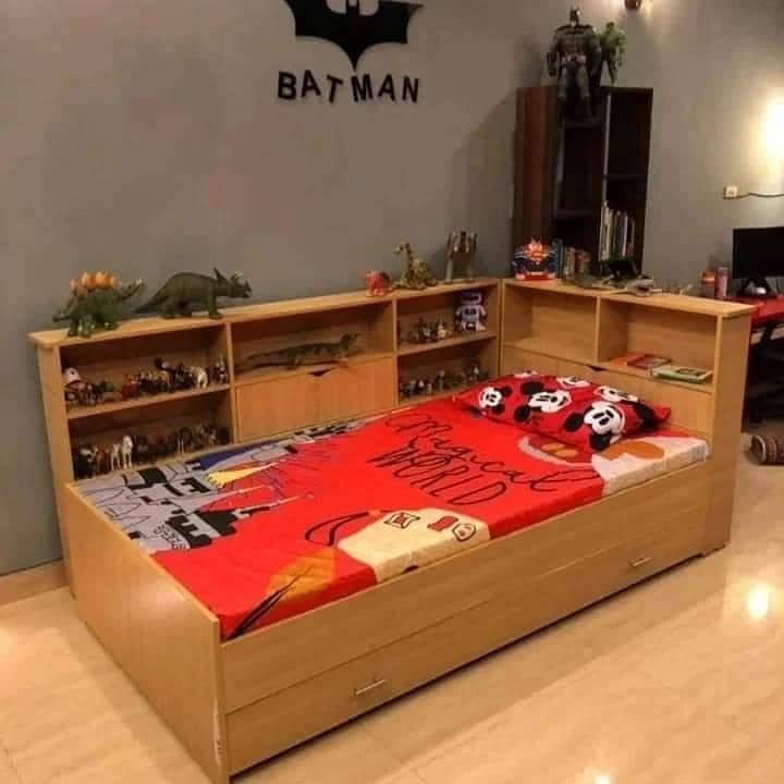 Triple bunk bed 11