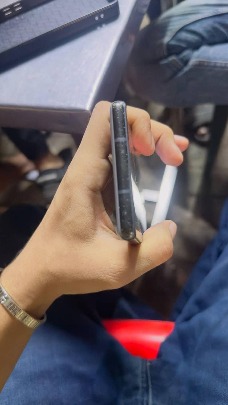 Google Pixel 6a 3