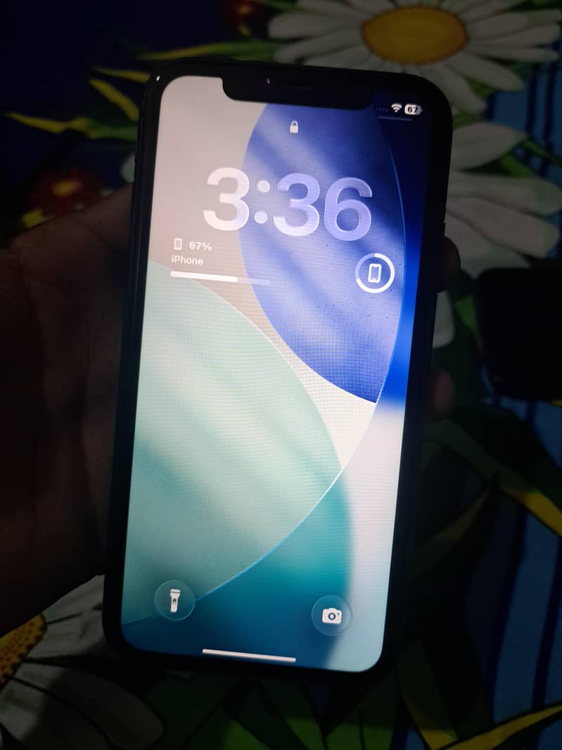 Apple iPhone 11 3