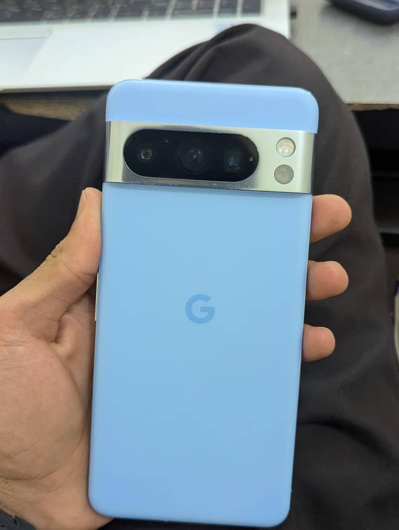 Google Pixel 8 Pro 0