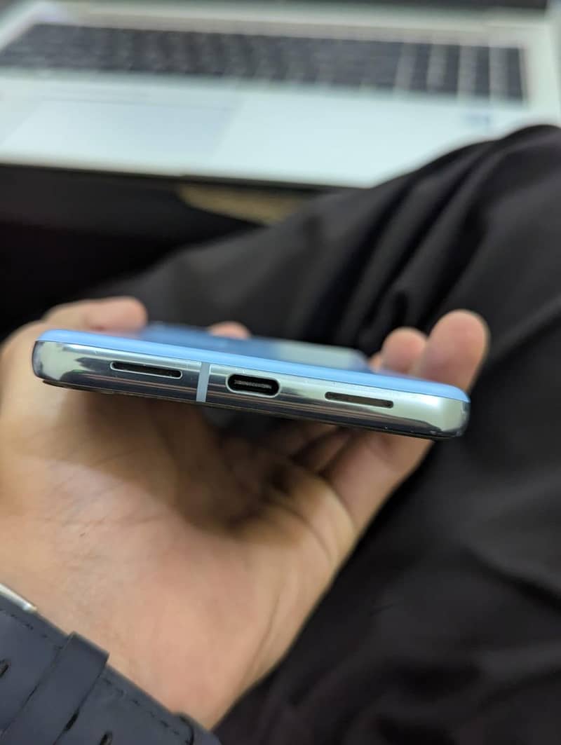 Google Pixel 8 Pro 3