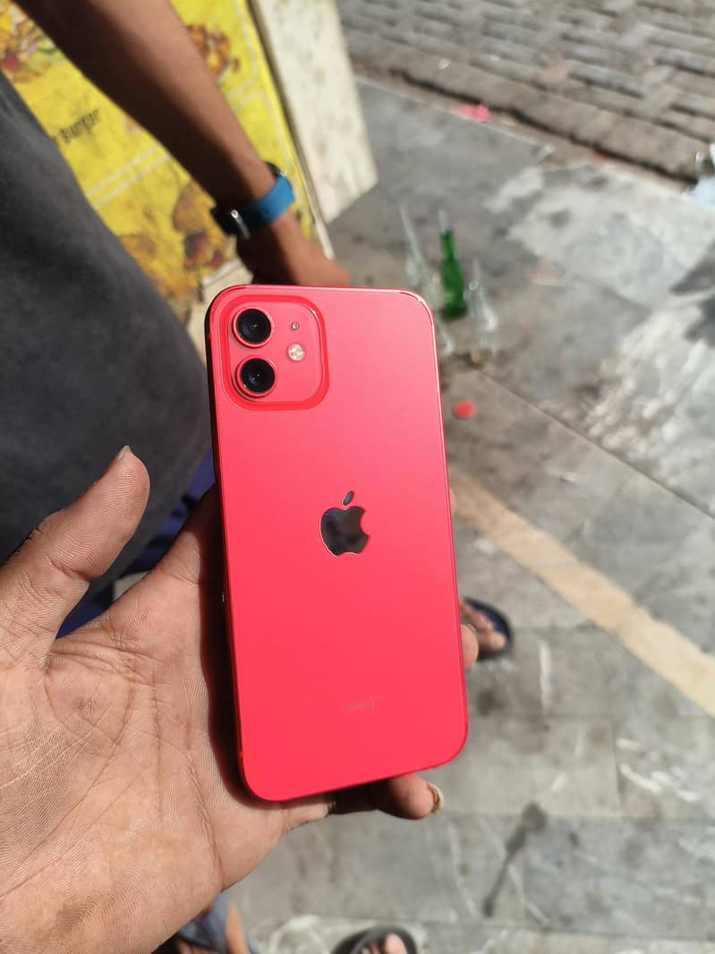 Apple iPhone 12 2