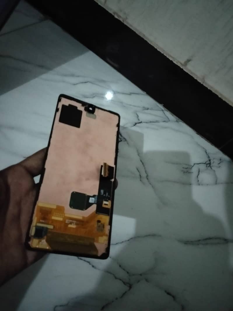 Pixel 7 original panel 1