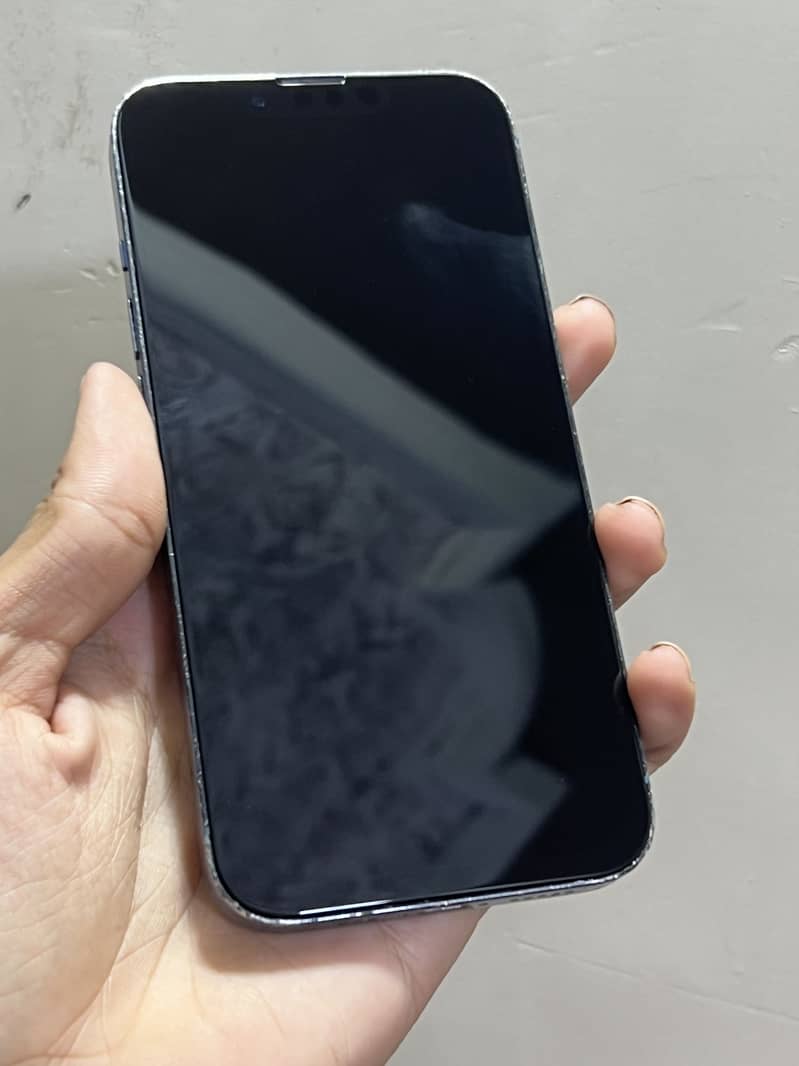 Apple iPhone 13 Pro 8