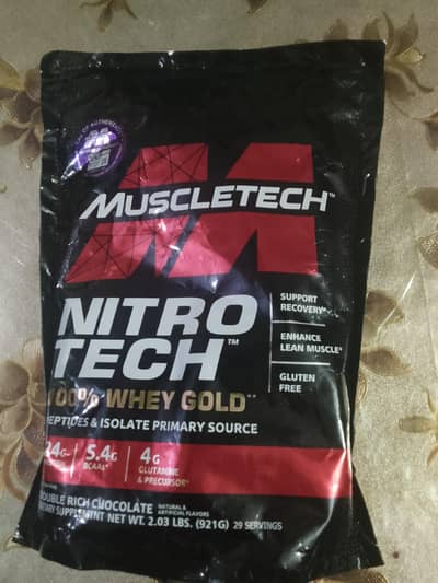 1kg dubaie brand Gym Muscles Tech Nitro Tech 100% whey gold original