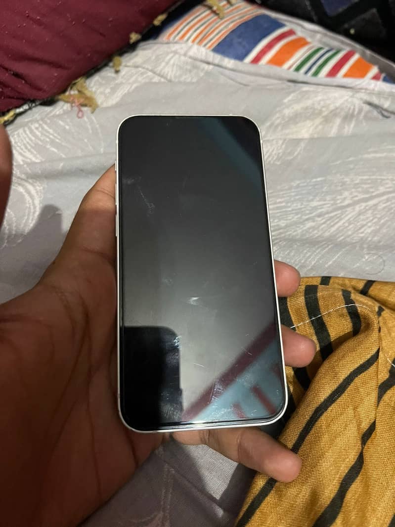 Apple iPhone 13 mini 7