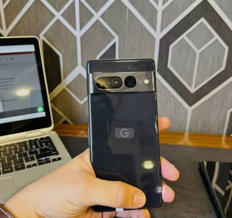 Google Pixel 7a 1