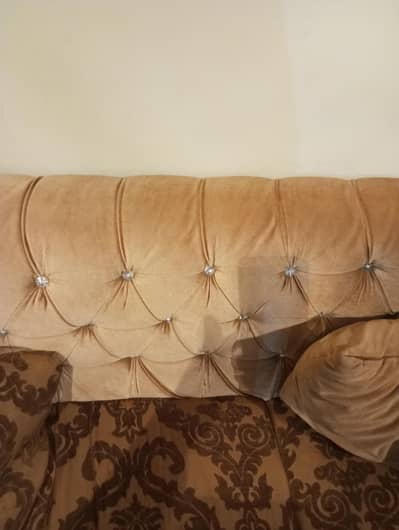 five seater sofa for sale in gulzar e hijri