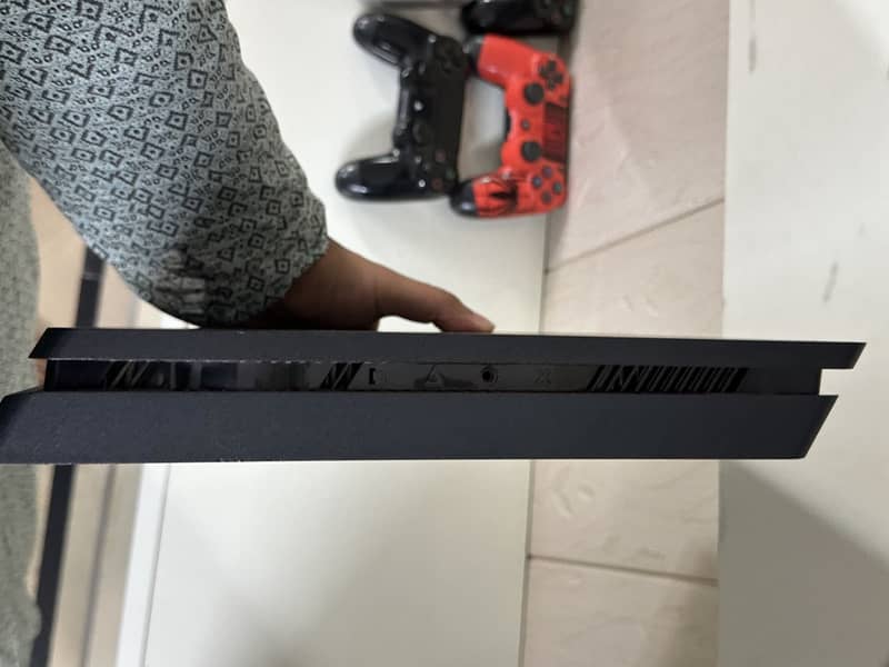 Ps4 Slim 5