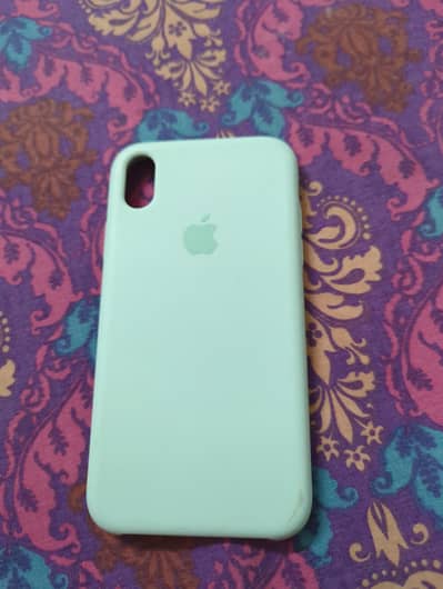 Iphone Xr silicone cover (almost new condition)