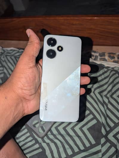 Infinix Hot 30 Play