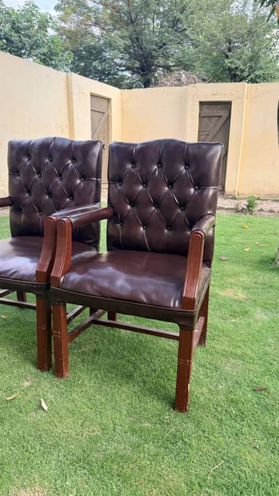 Office Chair/Guest Chair - Traditional Office Chair