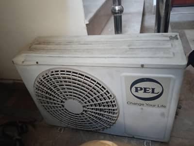AC FOR SELL