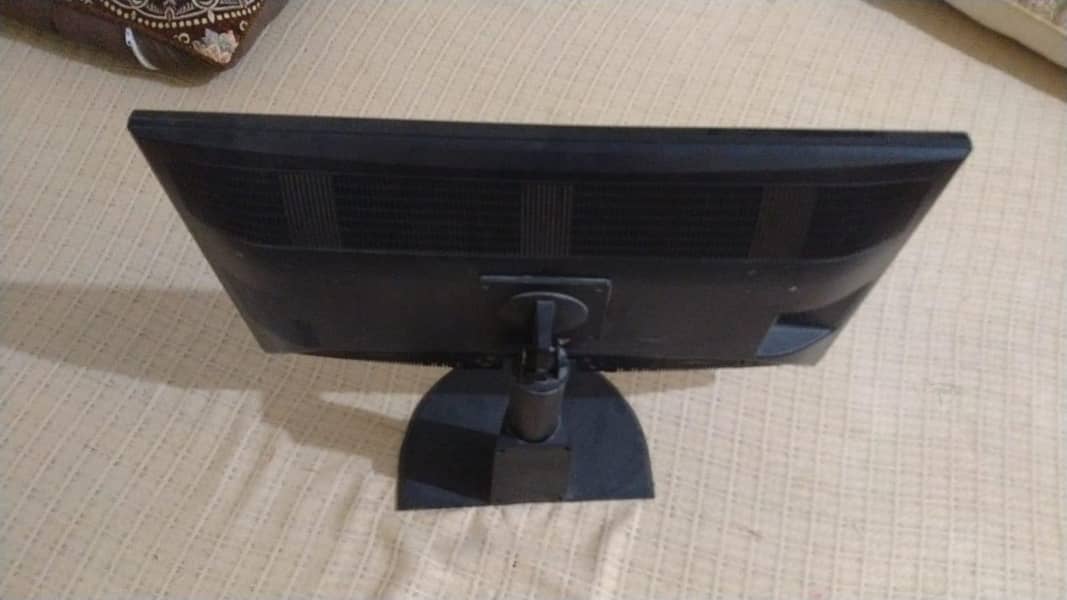 Monitor 1