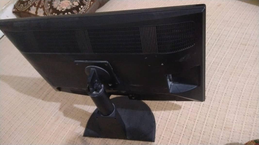 Monitor 2