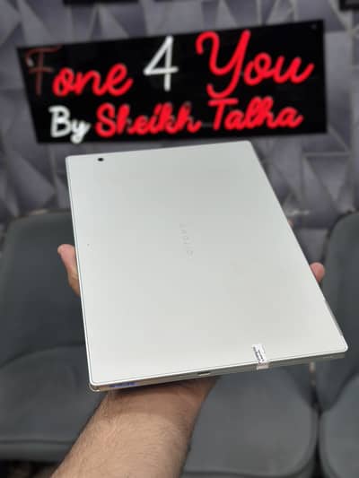Arrows F02k Tab 4GB 32GB mint condition