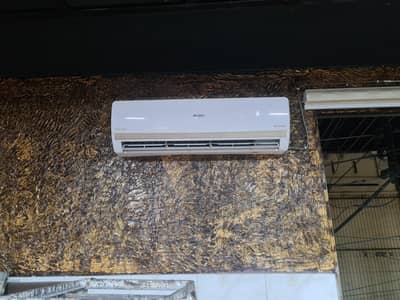 Dc Inverter 1.5 Ac available