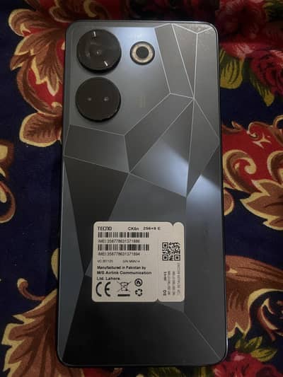 Tecno CAMON 20   16+256 Ram Memory