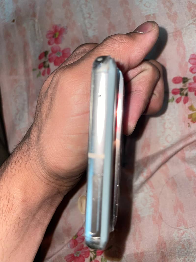 Google Pixel 7 Pro 9