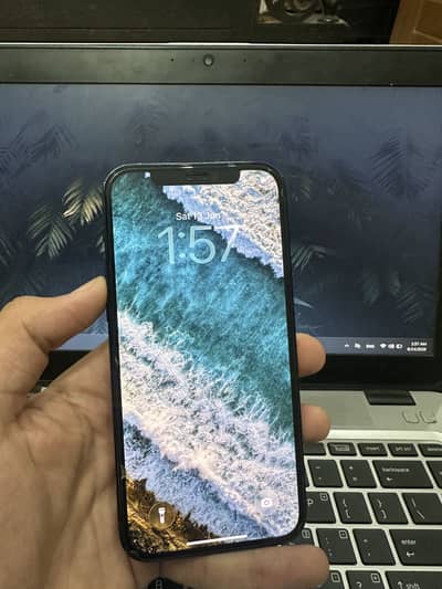 Apple iPhone 12