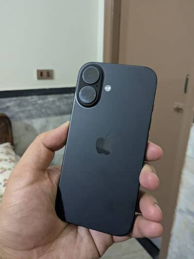 Apple iPhone 16