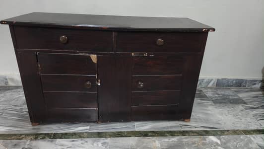 Bedside Tables & Dressing Table