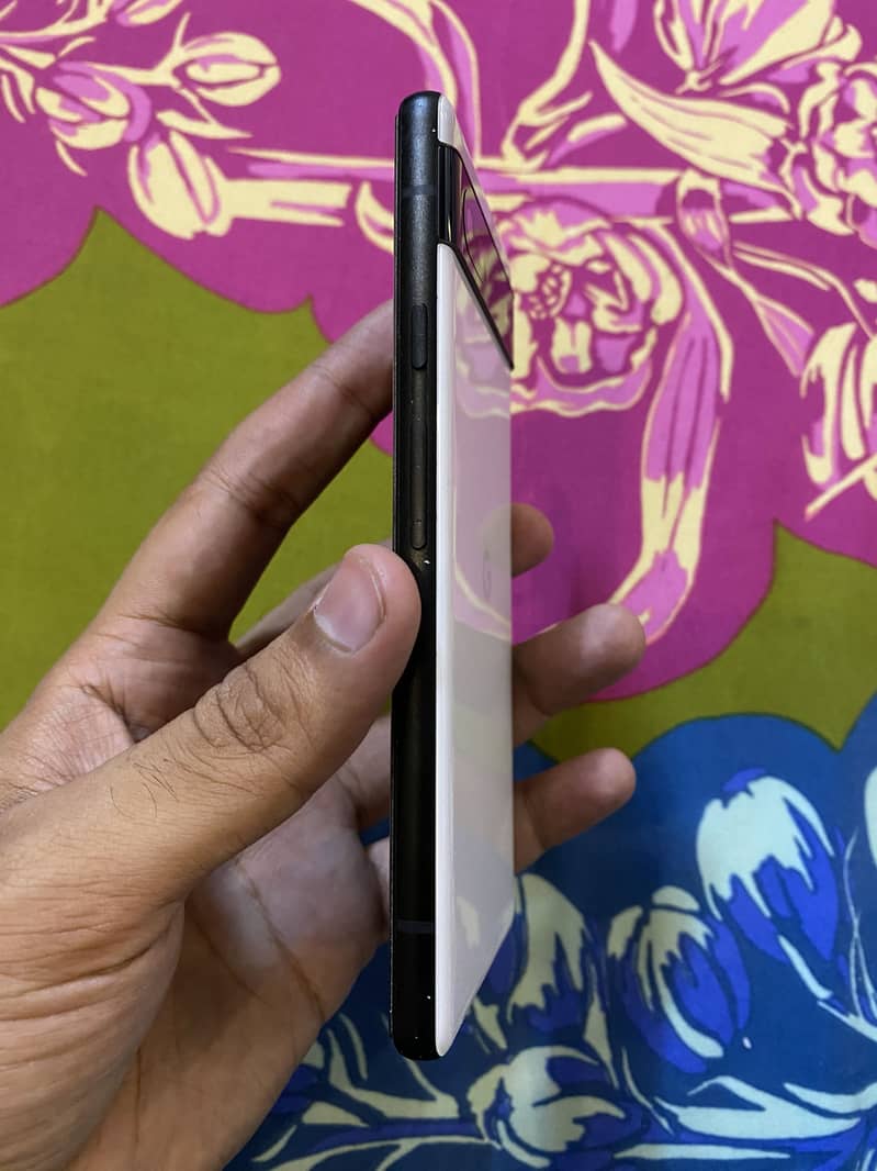 Google Pixel 6a 1