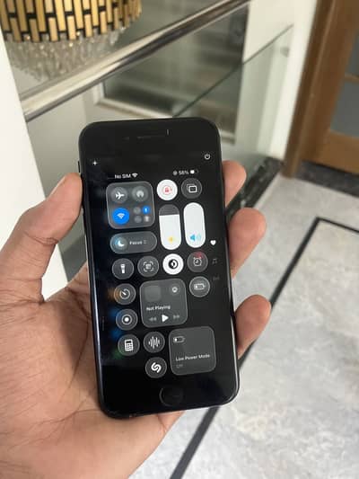 Apple iPhone SE 2022 FU