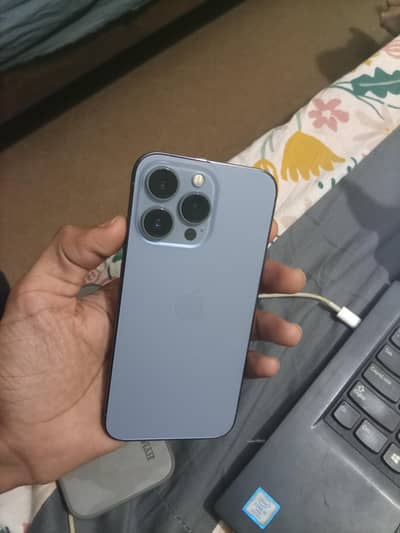 iphone 13 pro 128 ( read description)
