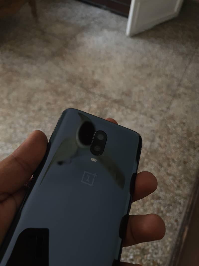 One Plus 6T 1