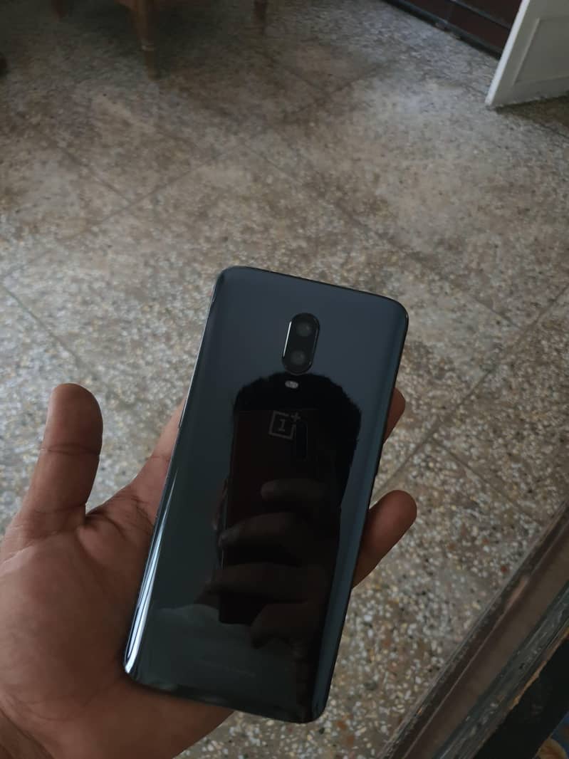 One Plus 6T 3