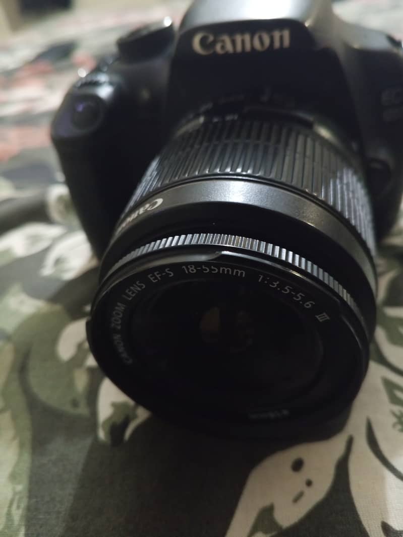DSLR CAMERA CANON EOS 4