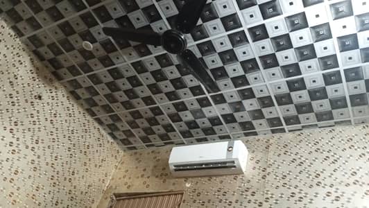 1 ton non inverter Ac Good condition